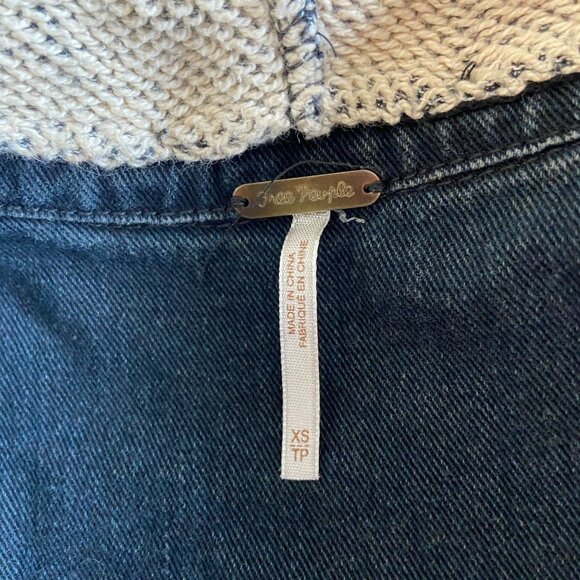 Free People Knit Denim Blend Jacket Buttons Closure Distressed Raw Edges Removab - Picture 3 of 4